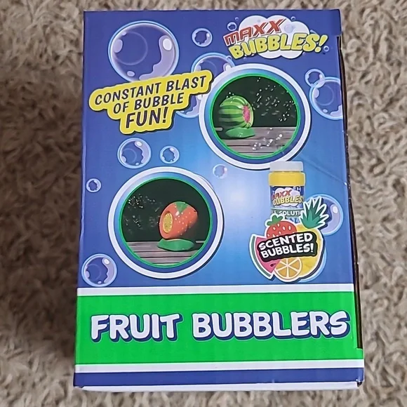 Maxx Bubbles Fruit Bubblers Bubble Machine with Scented Solution - Picture 4 of 7